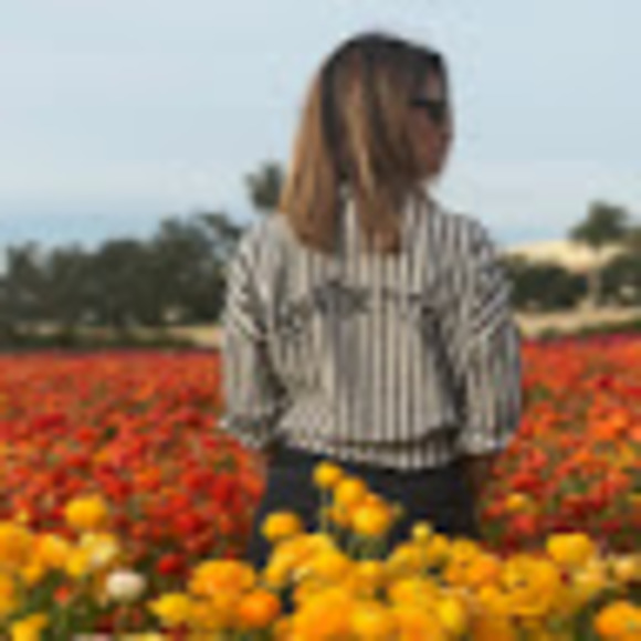 Meet your Posher, Karen - Picture 1 of 1